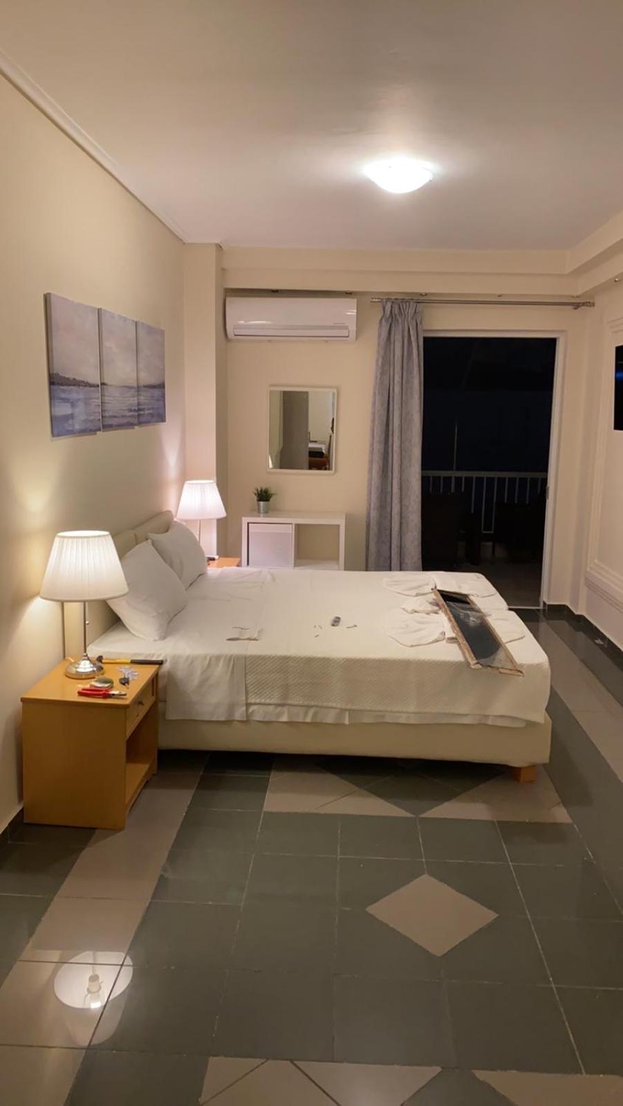 Dina Apartment Ateny Zewnętrze zdjęcie